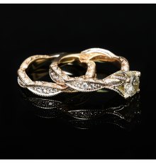 Geltono aukso žiedai su Deimantais
